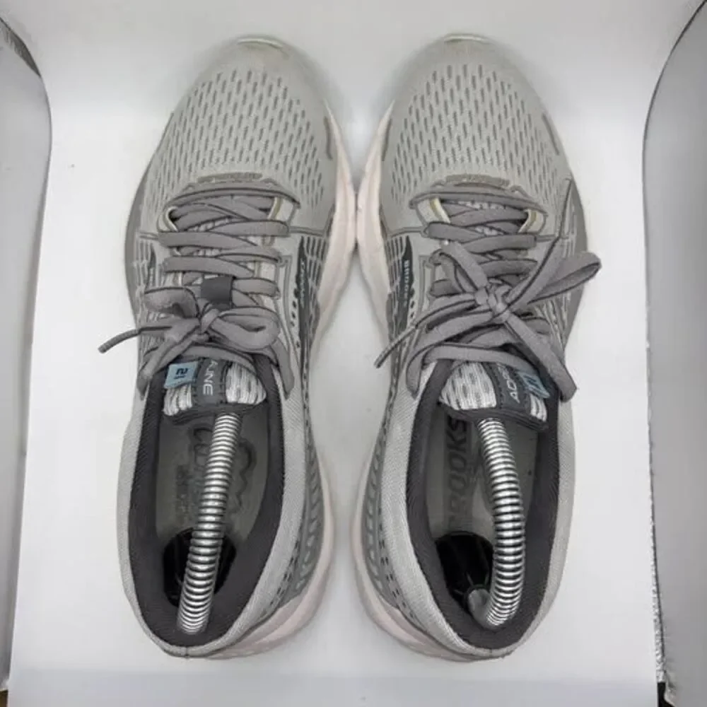 Women’s Brooks Adrenaline 21 Running Shoes Size 7
